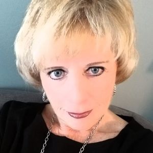 Meet your Posher, Leann